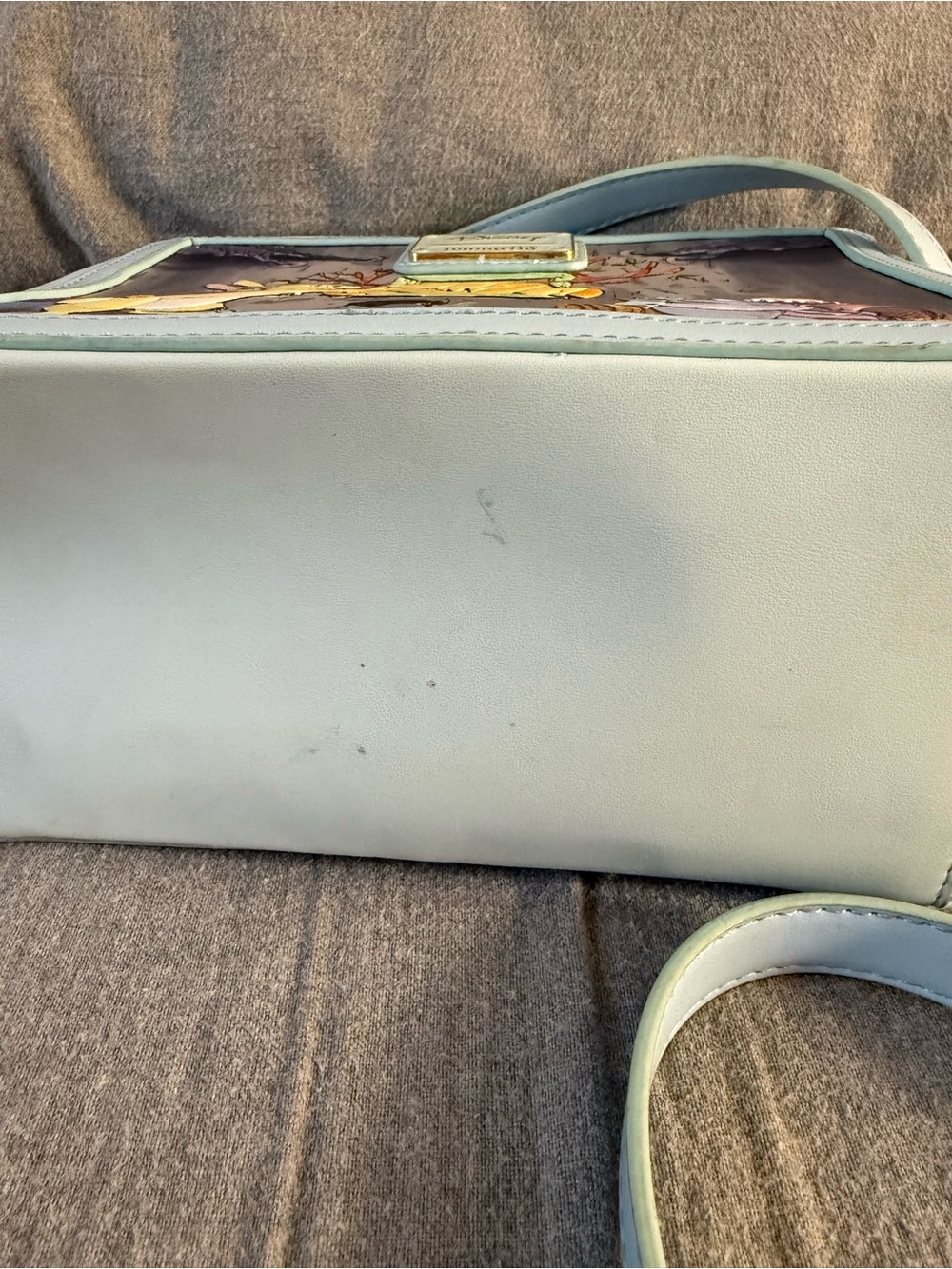 Loungefly Light Blue Winnie the Pooh Character Crossbody Bag - Picture 4 of 5
